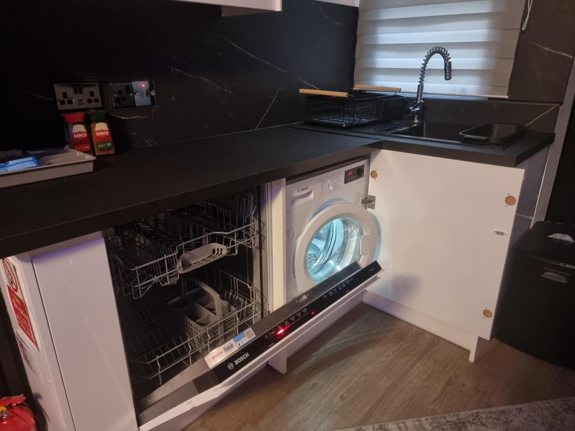 Uniq 3 Bedroom House In Watford ,15min To London Euston , Close To Harry Potter *