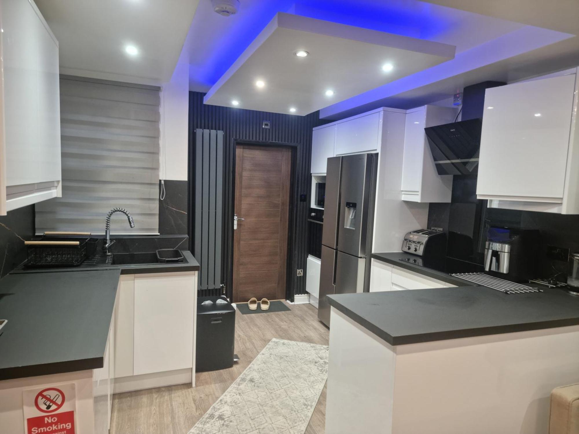 Uniq 3 Bedroom House In Watford ,15min To London Euston , Close To Harry Potter Holiday home Watford (Hertfordshire)